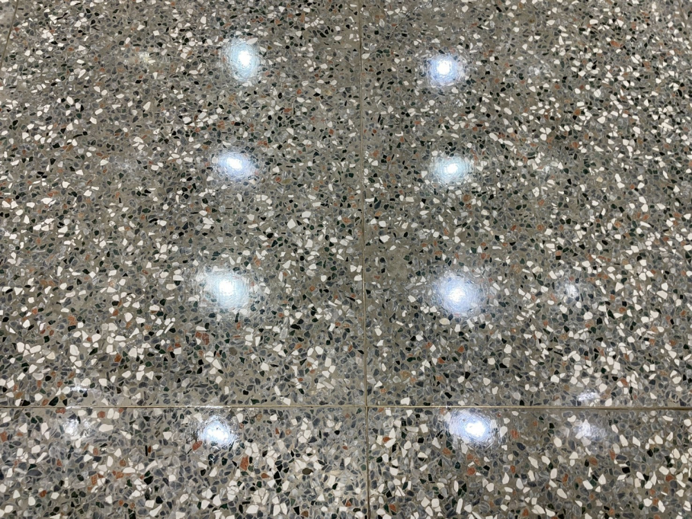 LINE_ALBUM_洗地打腊_251020_2