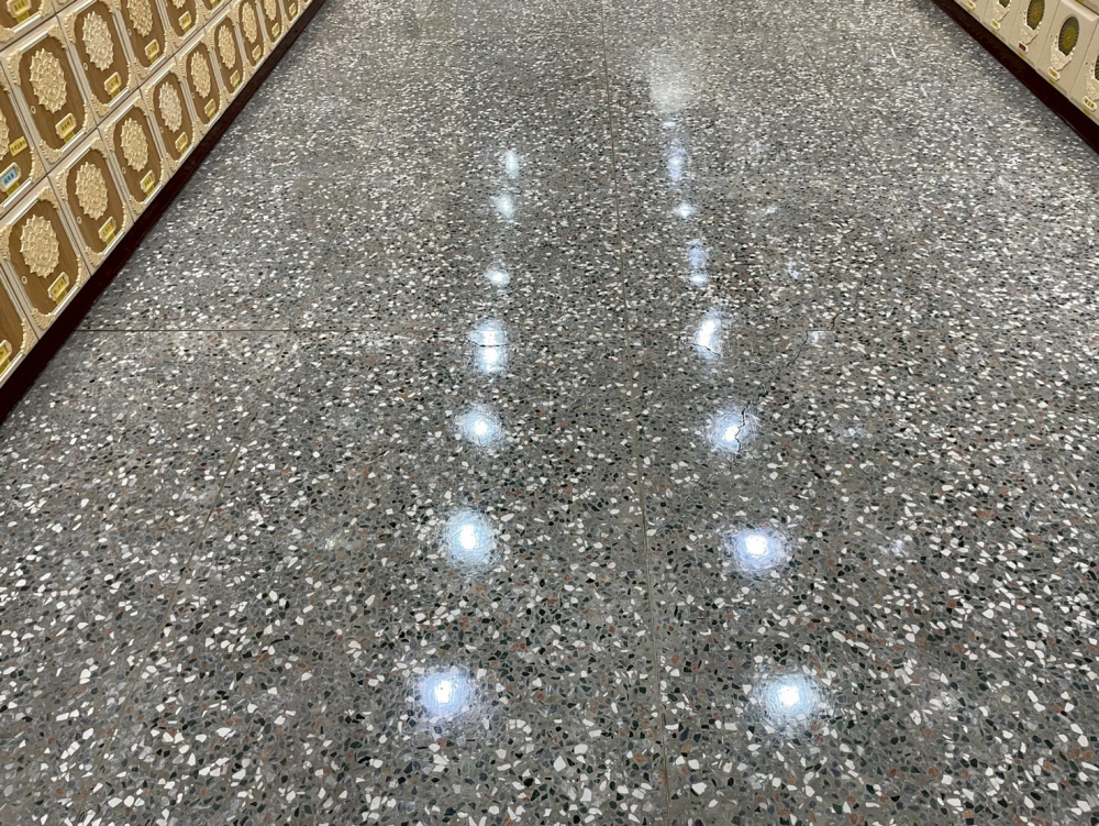 LINE_ALBUM_洗地打腊_251020_3