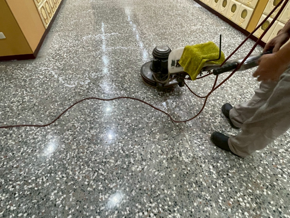 LINE_ALBUM_洗地打腊_251020_6