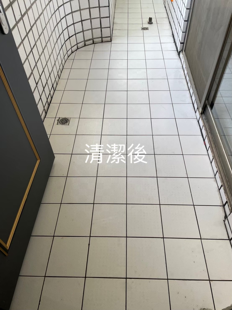 LINE_ALBUM_潭子退租清潔_251020_12_copy