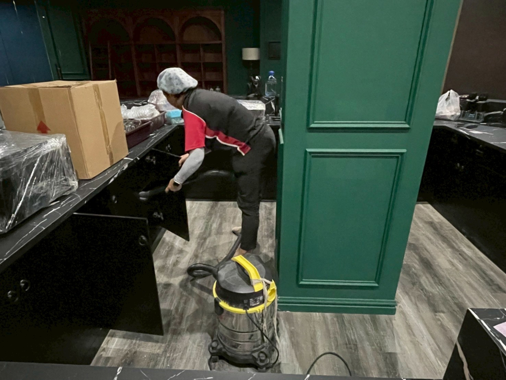 LINE_ALBUM_辦公室清潔打腊-北屯_251020_1