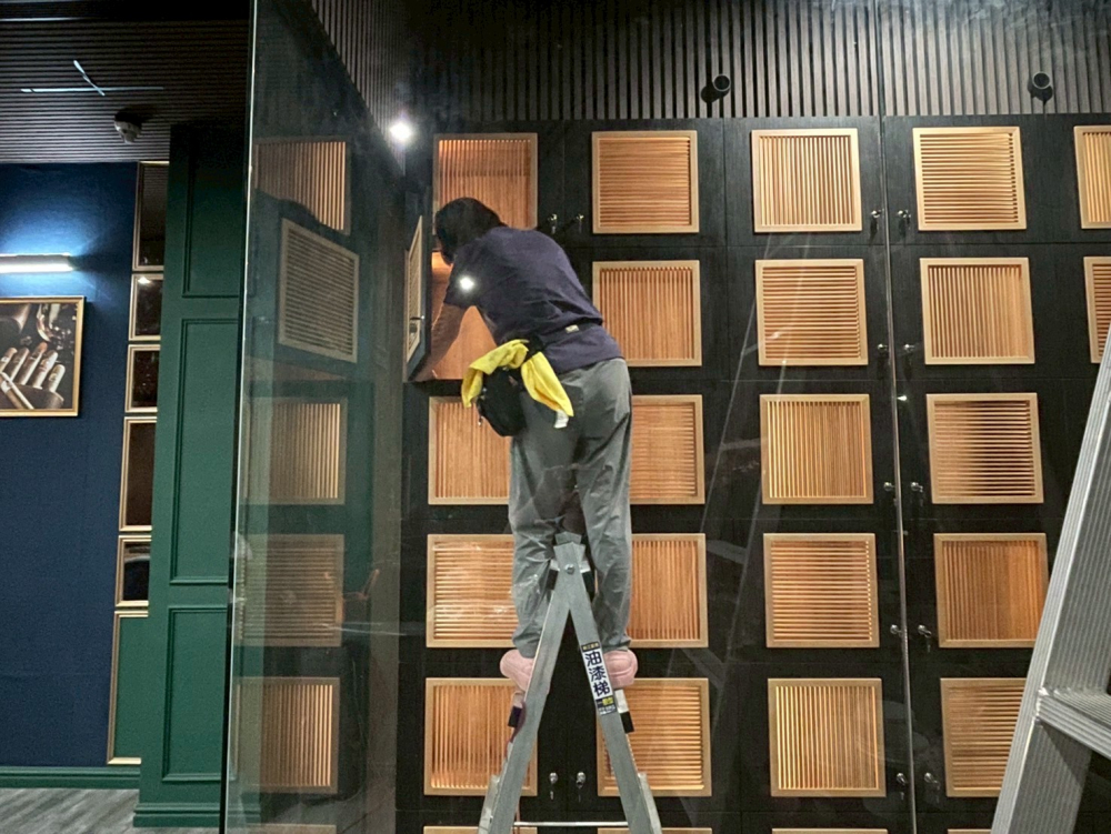 LINE_ALBUM_辦公室清潔打腊-北屯_251020_2